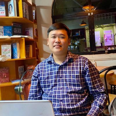 Nguyễn Phú Khang chuyên ngành Tiếng Anh