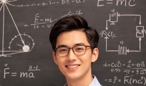 Gia sư lý tphcm dạy kèm tại nhà